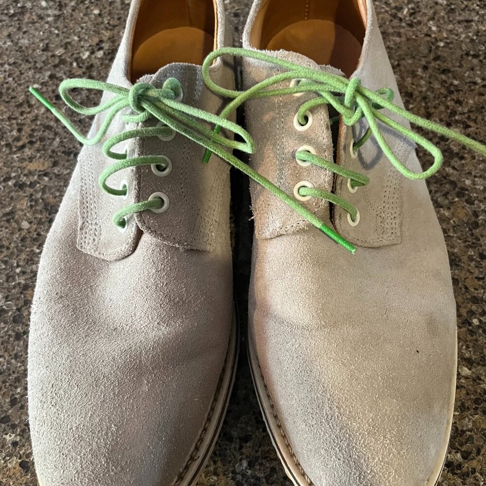 Walk-over tan suede lace up shoes.